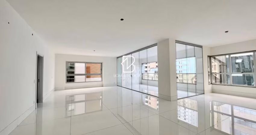 Apartamento à venda no Funcionários