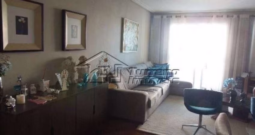 Apto. amplo na Vila Adyana com 4 dormitórios e 3 vgs