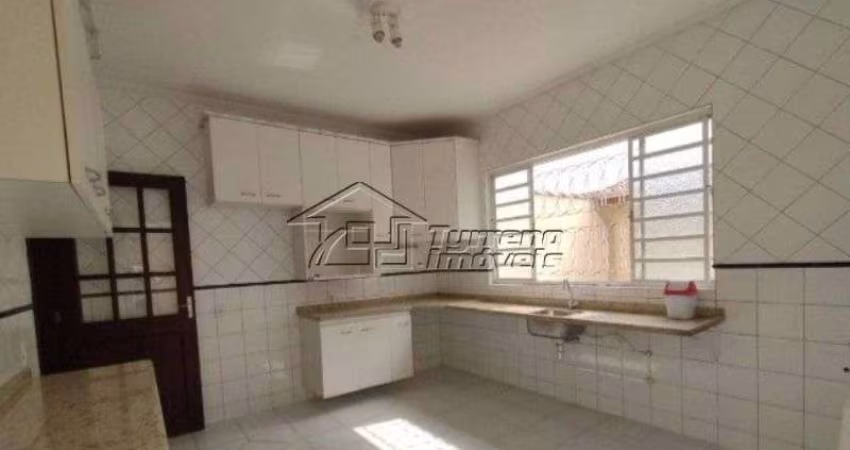 Sobrado com 3 dormitórios na zona oeste de São José dos Campos