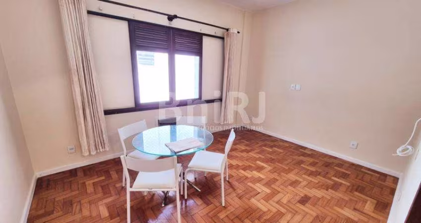 Raridade em Ipanema! Quarto e Sala com Vaga de Garagem