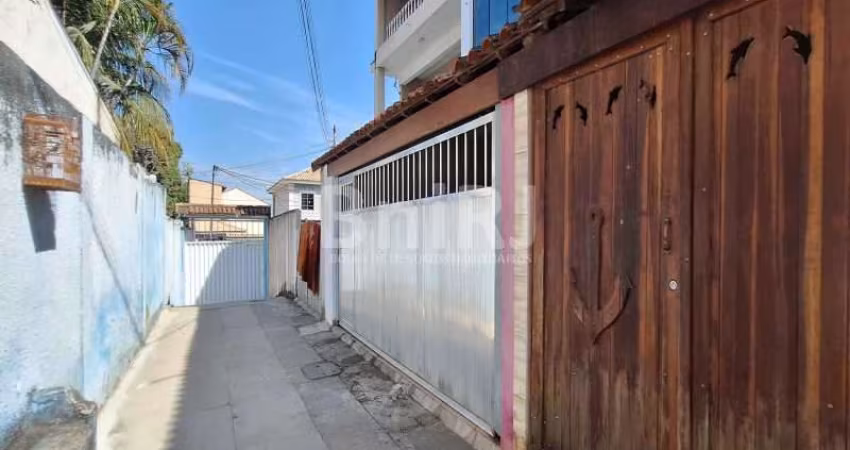 Casa com 3 quartos para vender, Triplex em Vila, por R$ 320.000,00 ? Iguaba Grande - RJ.