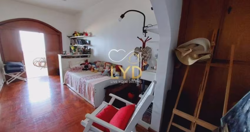 Apartamento à Venda em Copacabana com Vista Mar