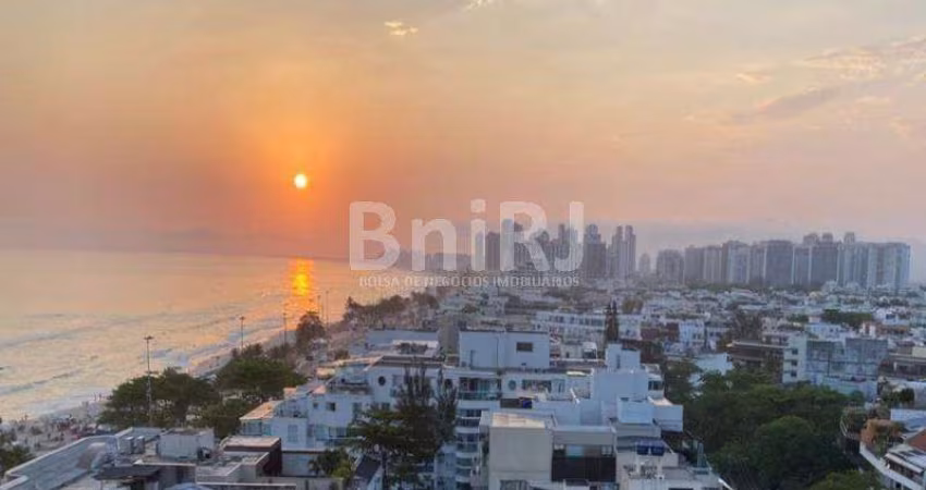 CONDOMINIO BARRA BEACH RESIDENCIA