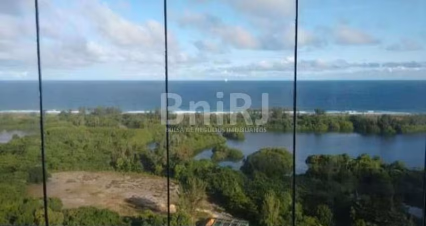 Cobertura triplex na Barra