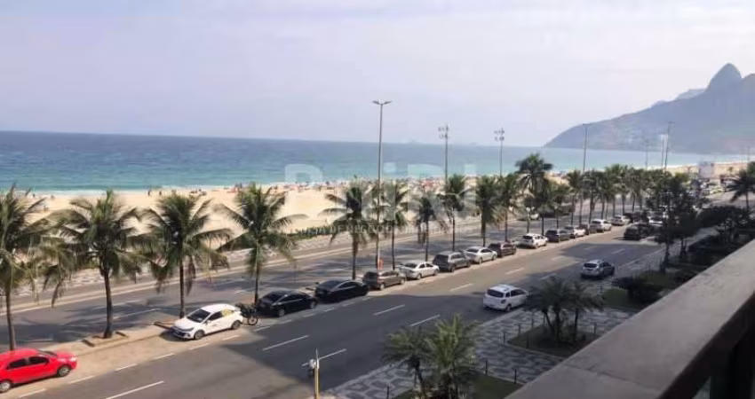 Apartamento frontal mar