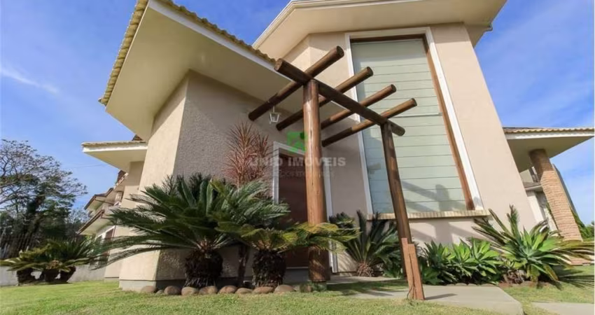 Imperdível oportunidade: Casa à venda em Porto Alegre-RS, Teresópolis, 3 quartos, 3 suítes, 2 salas, 6 banheiros, 7 vagas, 297m².
