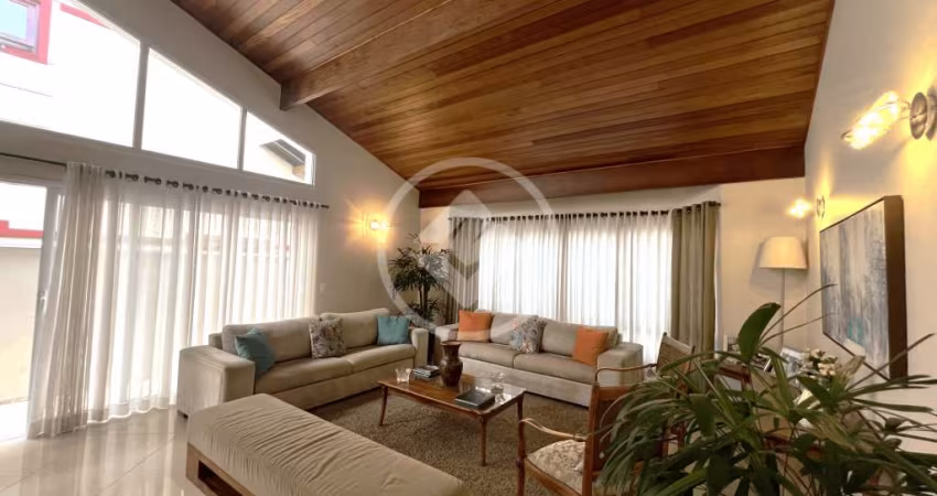 Casa em condomínio com gourmet e quintal grande codigo: 54885