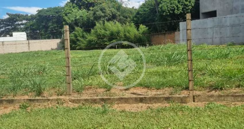 Terreno de 1596 m2 em condomínio fechado em Americana codigo: 110446