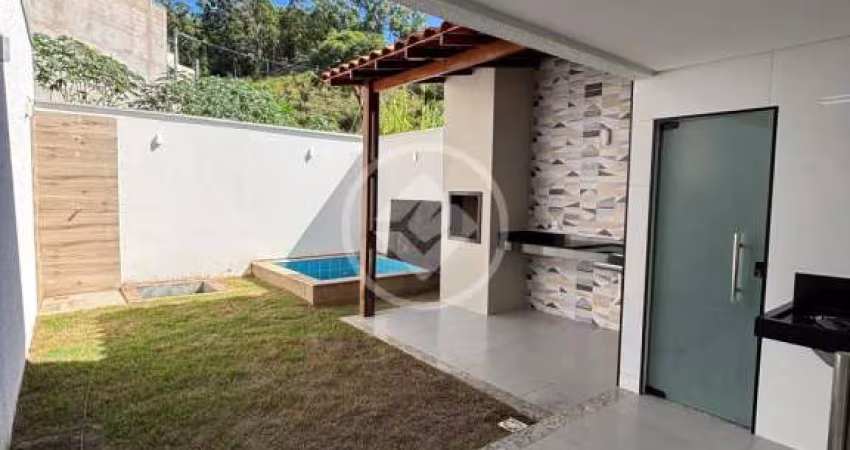 CASA DUPLEX COM PISCINA E AREA GOURMET codigo: 115667