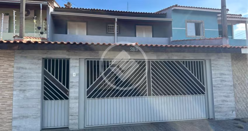 'Seu novo lar espera por você!'  'Conforto, espaço e localização perfeita!'  'A casa dos sonhos existe – e está aqui!'  'Charmosa e aconchegante – pronta para morar!' codigo: 115330