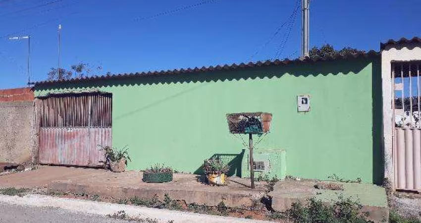 Casa 47.5m², 2 dormitório(s),  vaga(s) na garagem - , COCALZINHO DE GOIAS GO
