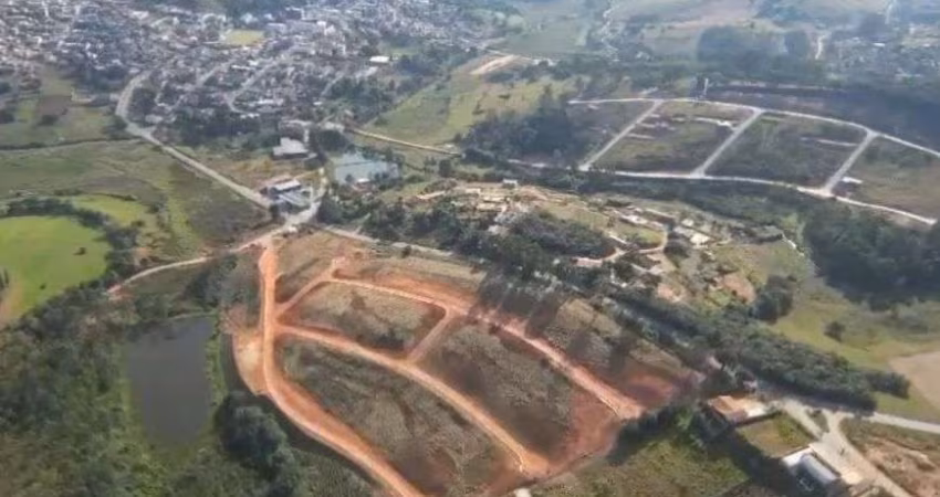 Condomínio com Lazer e Lago em PEDRA BELA | LOTES a partir de 250m² | Pagamento Facilitado