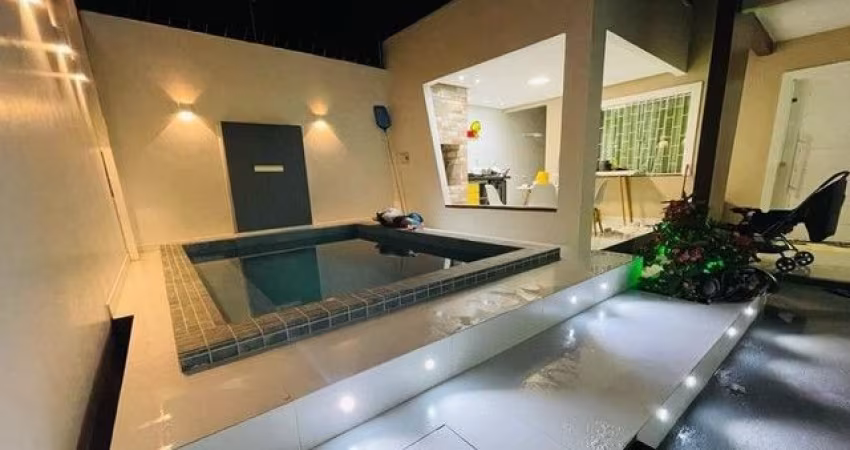 Casa com 3 Quartos e 2 banheiro à Venda, 130m²Praia Grande, São Paulo