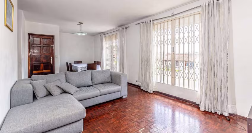 Casa com 3 quartos à venda na Rua Gil Vicente, 189, Guaíra, Curitiba