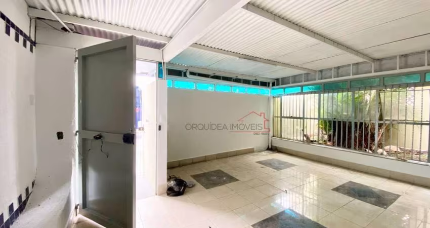 Casa comercial no bairro Jordanópolis | Corredor ABD e Av.Piraporinha | Via Anchieta | ótima localização | Agende a sua visita