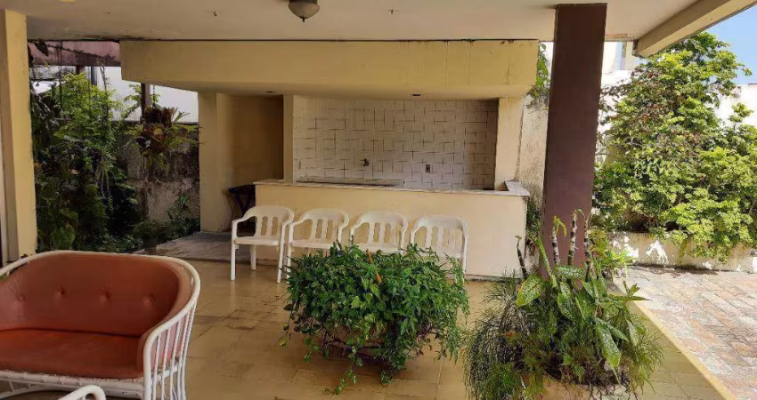 Casa com perfil comercial com 612 m² de terreno
