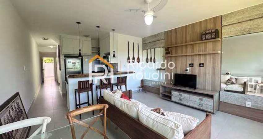 APARTAMENTO TIPO COBERTURA, DENTRO DO CONDOMÍNIO PORTÃO DO SOL!