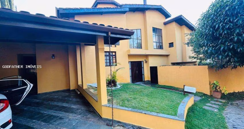 Linda Casa Reformada em Condominio na Granja Viana - SPII