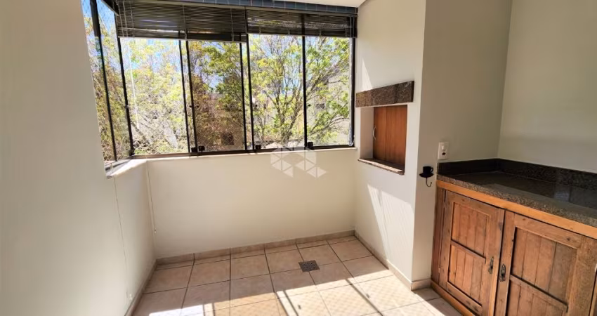Apartamento com 3 dormitórios com suíte, desocupado, em condomínio com infra na Tristeza.