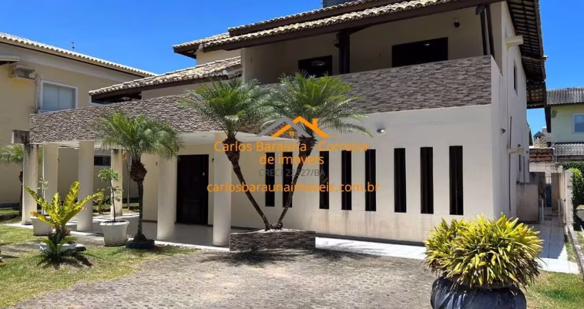 Imensa casa de condomínio 4/4 sendo 1 quarto térreo e 2 suítes em Stella Maris
