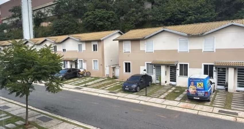 Casa Sobrado condomínio Nova Cidade