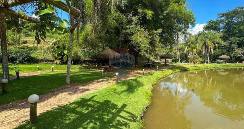 Terreno 1500m² à Venda em Iapu, MG - Cond. Fechado