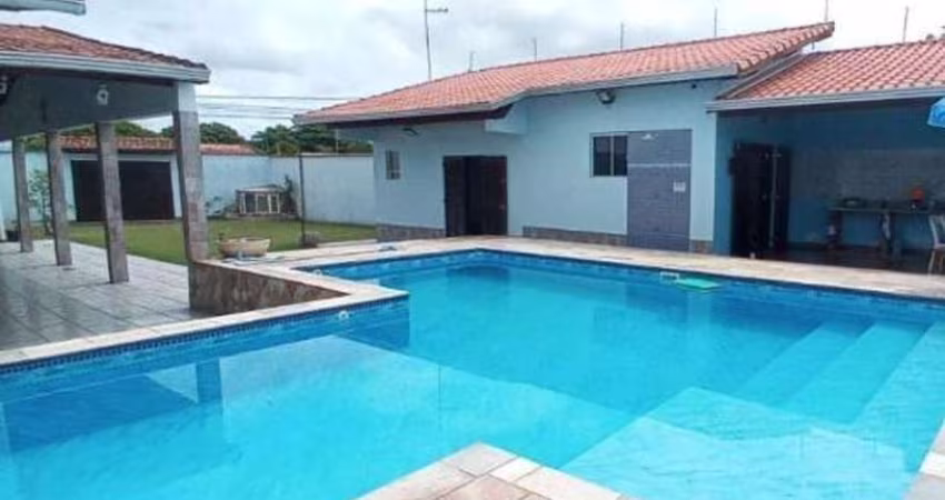 MARAVILHOSO IMÓVEL NA PRAIA!
