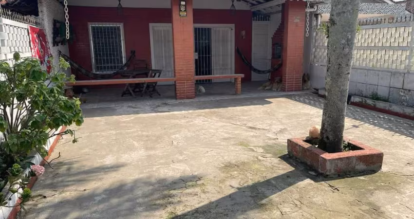 Casa à venda em Mongaguá/SP