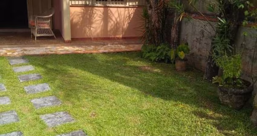 Casa terreno inteiro