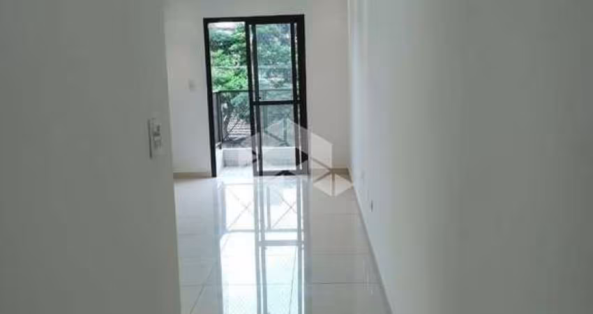 Apartamento à venda no Mandaqui com 56m², 2 quartos, 2 banheiros, 1 vaga de garagem.