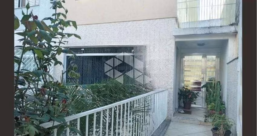 Sobrado à venda na Água Fria com 3 dormitórios (1 suíte), 4 vagas e espaço gourmet - Amplo, funcional e excelente localização