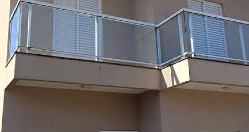 Sobrado c/ 4 dorms sendo 1 suíte 3 vagas de garagem