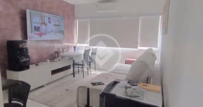 Esse apartamento é perfeito para quem busca conforto e praticidade. Oferece uma sala aconchegante , cozinha funcional e um quarto espaçoso , ideal para relaxar. Localizado em uma região tranquila e de