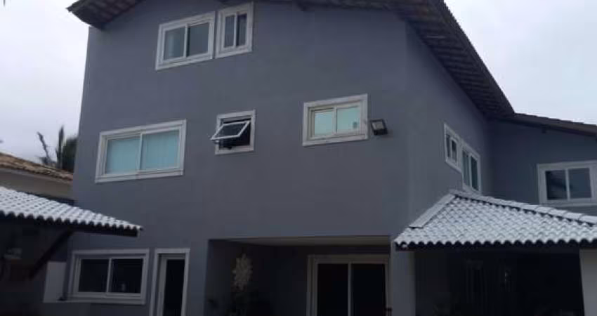 Vendo casa no Miragem