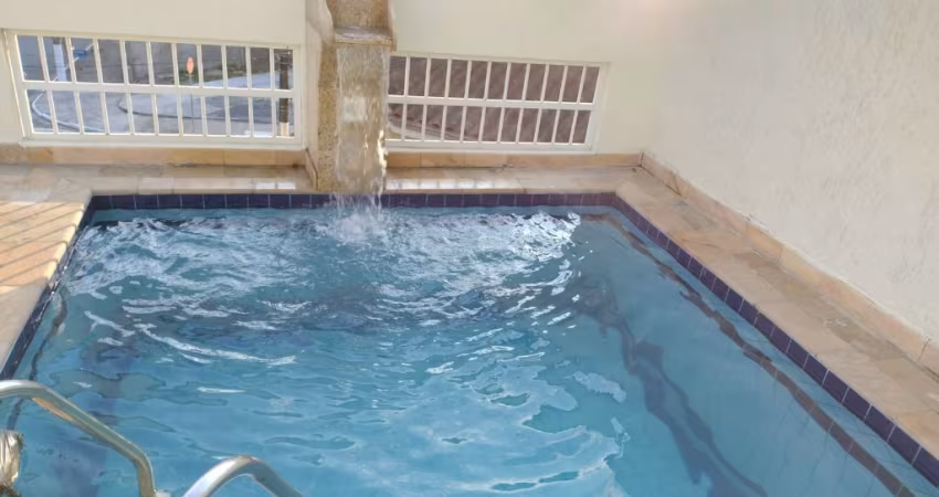 Sobrado com piscina. Praia Grande