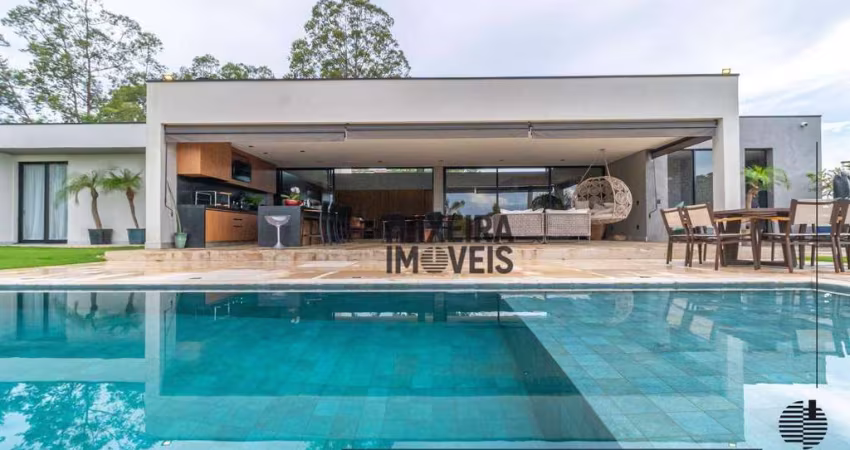Casa de alto padrão á venda no condomínio Terras de São José II em Itu.