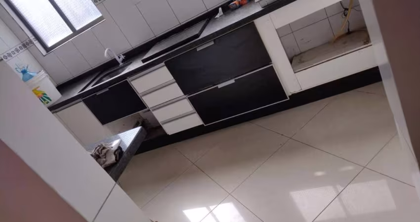 Apartamento Reformado com 2 Quartos - Fazenda do Carmo (Zona Leste