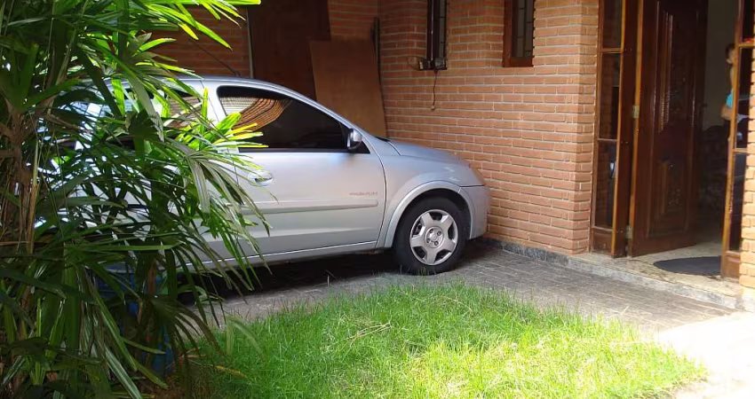 SOBRADO AMPLO 4 DORMITÓRIOS 2 DUÍTE 2 VAGAS