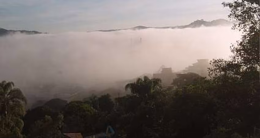 SOBRADO EM LINDÓIA ESTADO DE SÃO PAULO