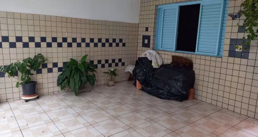 CASA TÉRREA 3 DORMITÓRIOS 1 SUÍTE 2 VAGAS VILA MUSSOLINI