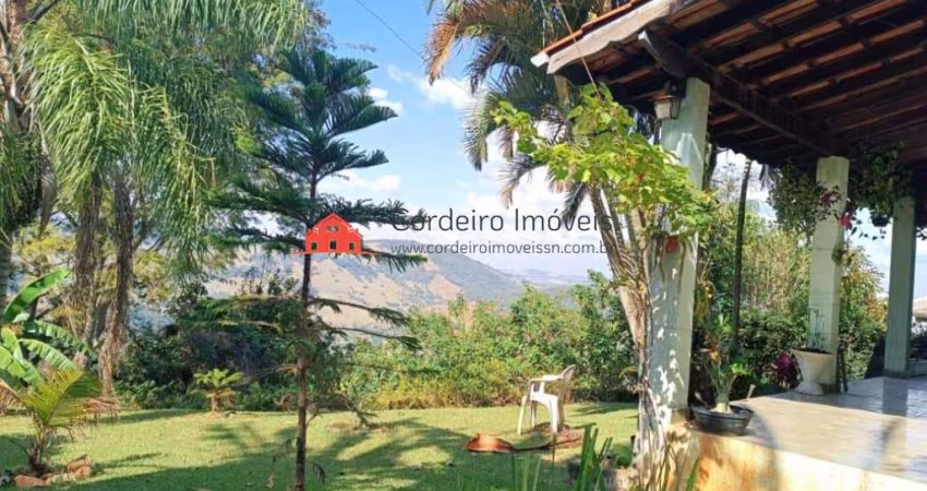 Casa em Condomínio para Venda em Amparo, Centro (Três Pontes), 2 dormitórios, 1 suíte, 2 banheiros, 5 vagas
