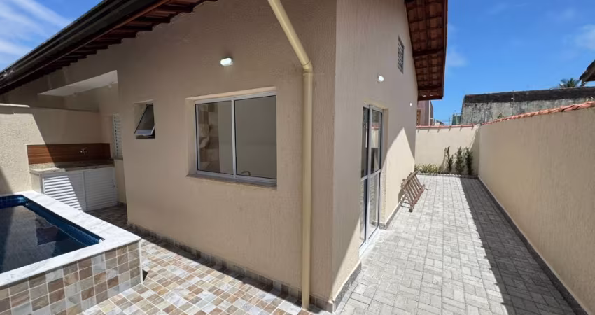 Casa em condomínio no Cibratel 2 com 02 quartos
