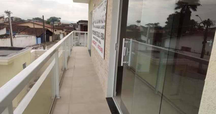 Casa em condomínio no bairro Belas Artes com 02 suites