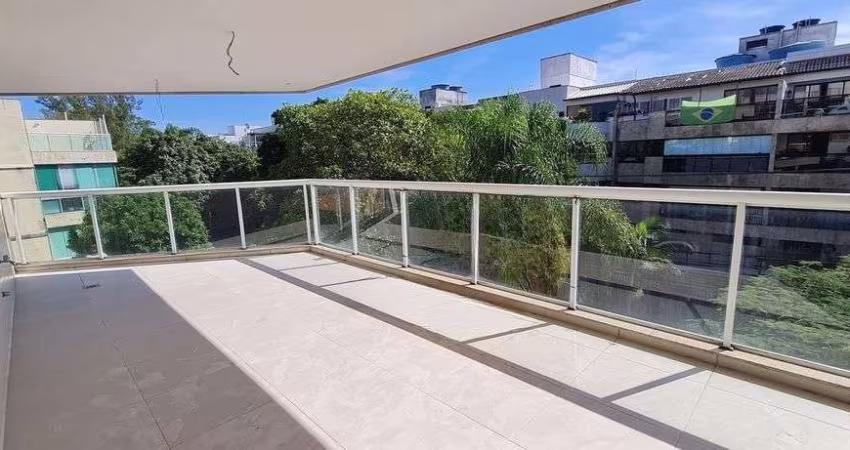 Apartamento com 3 quartos no Recreio