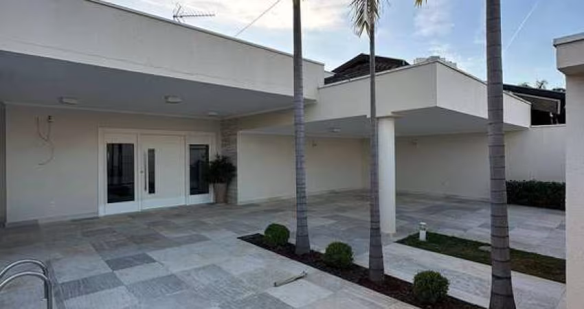 Elegante Casa no Condomínio Florença em Limeira-SP (MF)