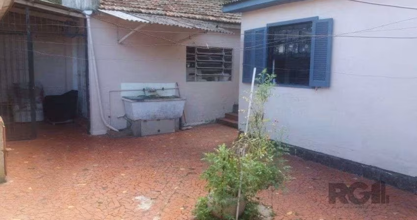 Casa em ótimo Terreno Rua do Hospital Cristo Redentor