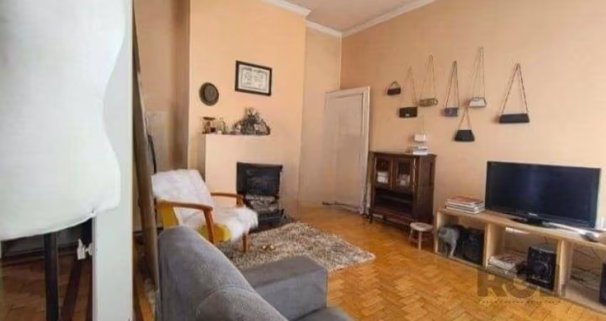 Amplo apartamento no beiro Floresta