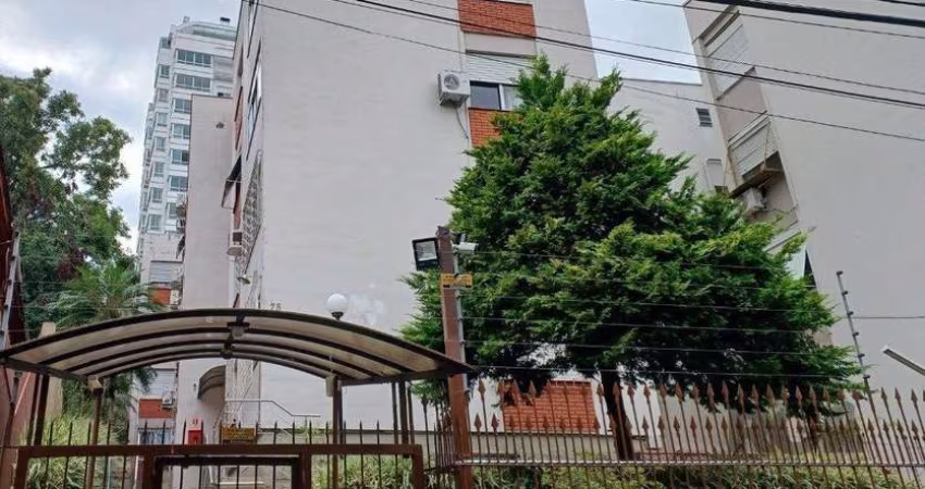 2D com dependência, ensolarado e ventilado.