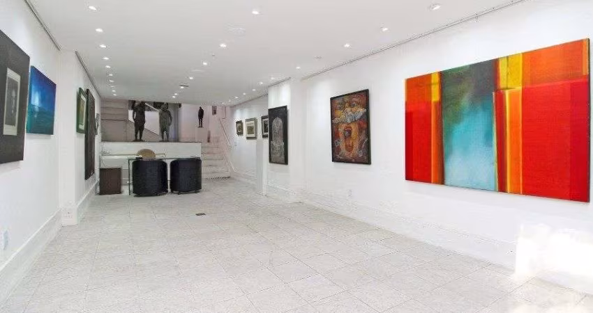 Casa 4 dormitórios à venda Moinhos de Vento Porto Alegre/RS