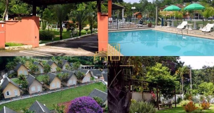 Hotel com 25 Suites para venda em Penedo RJ.